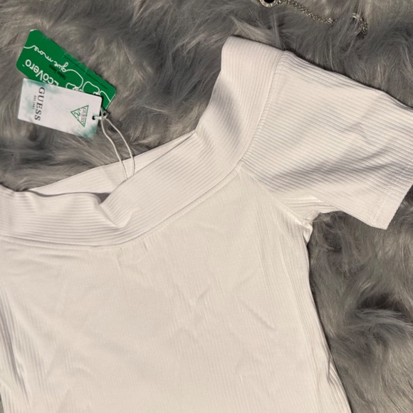 Crop Top - Picture 2 of 3